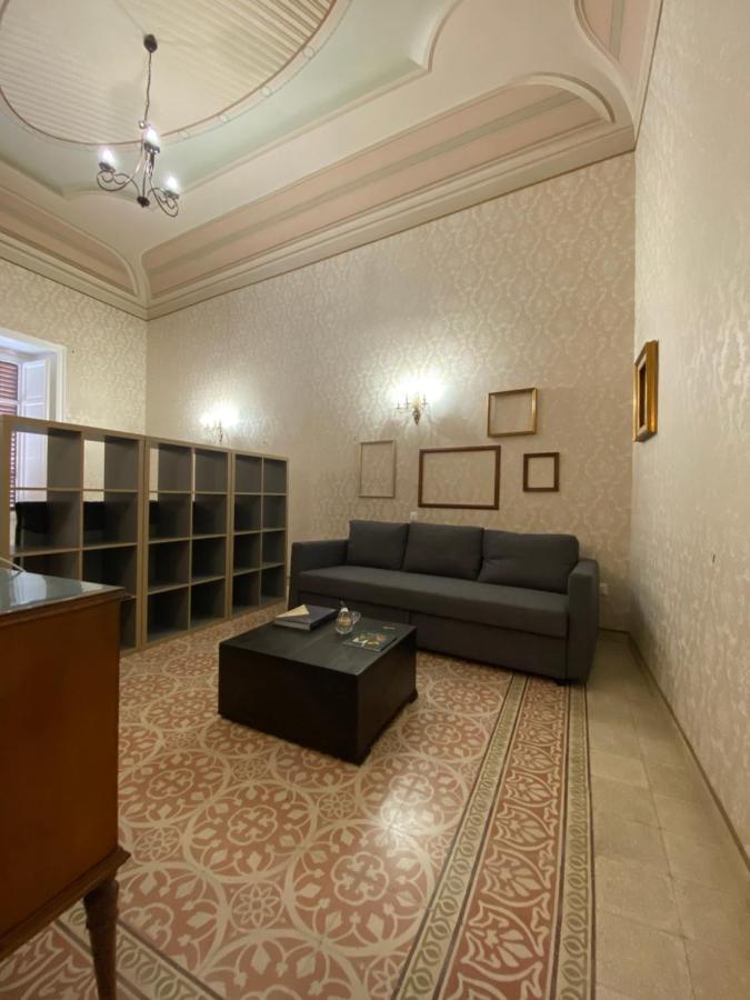 Il Gallo Di Eracle - Charming Suites & Rooms Termini Imerese Exterior foto